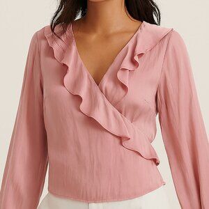 A New Day Pink Crossover Ruffled Waist Length Trumpet Sleeves Size Medium NWT